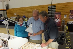 Roger Clark talking Fairburn Agates