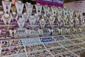 Buy-Sell imported jewelry.