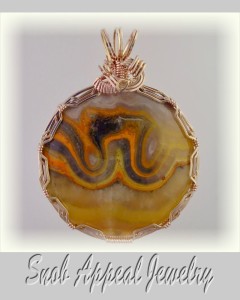 This was such fine Bumblebee (not Jasper) I decided to make the pendant immediately!