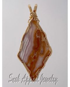 Turkish Stick Agate with banding and shadow effect