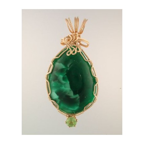 Green Blitz Victoria Stone Pendant