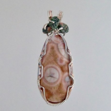 Island to Shore Thomsonite & Greenstone Pendant