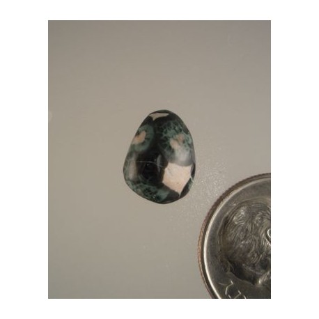 Michigan greenstone cab with Thomsonite