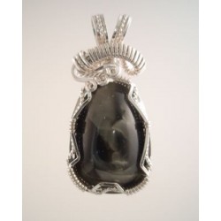 Black Beauty Victoria Stone Pendant