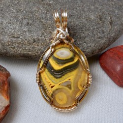 Picasso Style Bumblebee Jasper