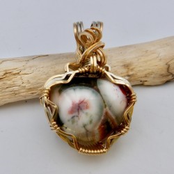 Wild Eye Thomsonite Pendant