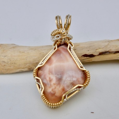 Amazing Sheen thomsonite Pendant