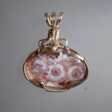 Plucky Look Thomsonite Pendant