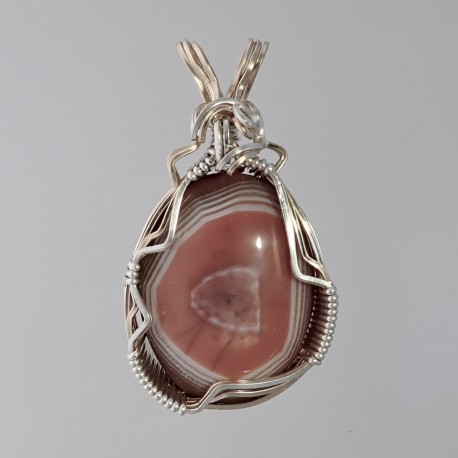 Flamboyant Lake Superior Agate Pendant