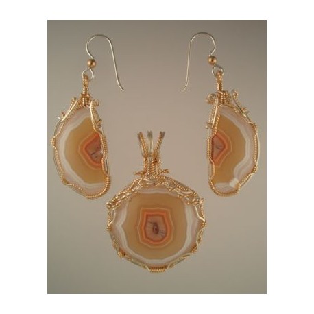 Pale Moctezuma Agate Earring and Pendant Set